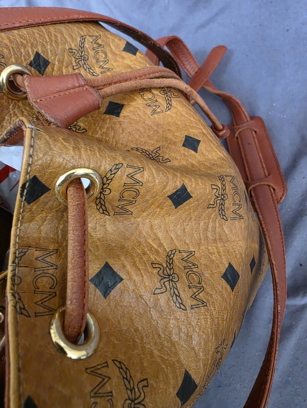 AUTHENTIC Cognac/Chestnut McM Visetos Leather Drawstring Bucket Shoulder Bag - Picture 5 of 15